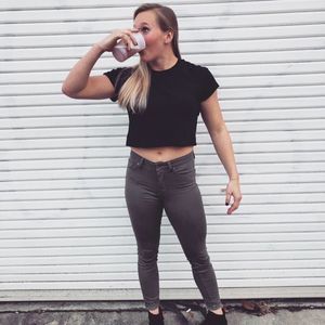 Meet your Posher, Melissa